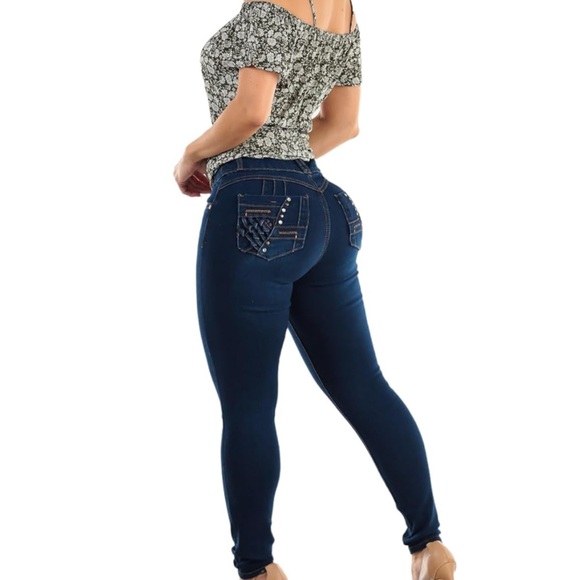 NWT Sexy Dark Blue Jeans - Picture 4 of 5